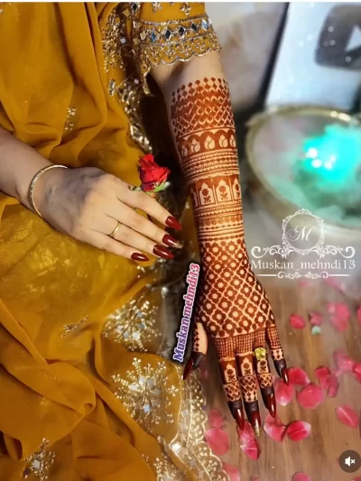 D7 Dulhan hand stencil (1 pcs)