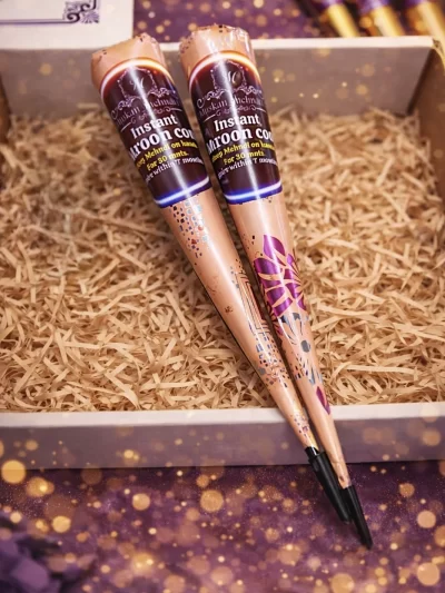 2 pcs Instant maroon cones